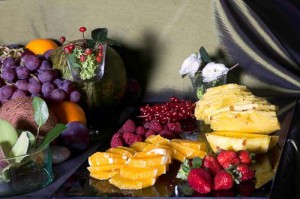 postre de bandeja de fruta para vegetariano