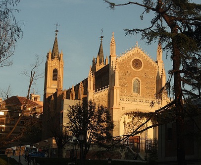 Celebra tu boda en Madrid y elige la iglesia perfecta - El Laurel Catering