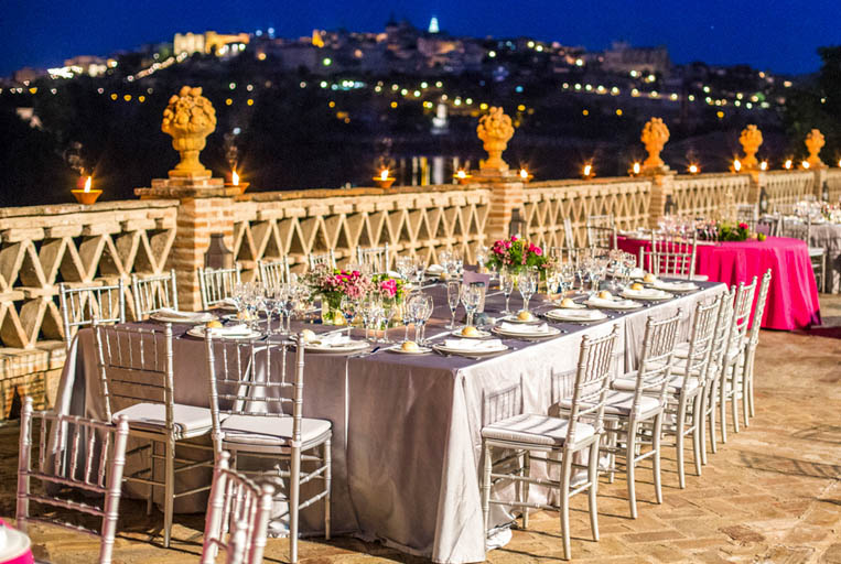 Decoración de mesas una boda al aire libre