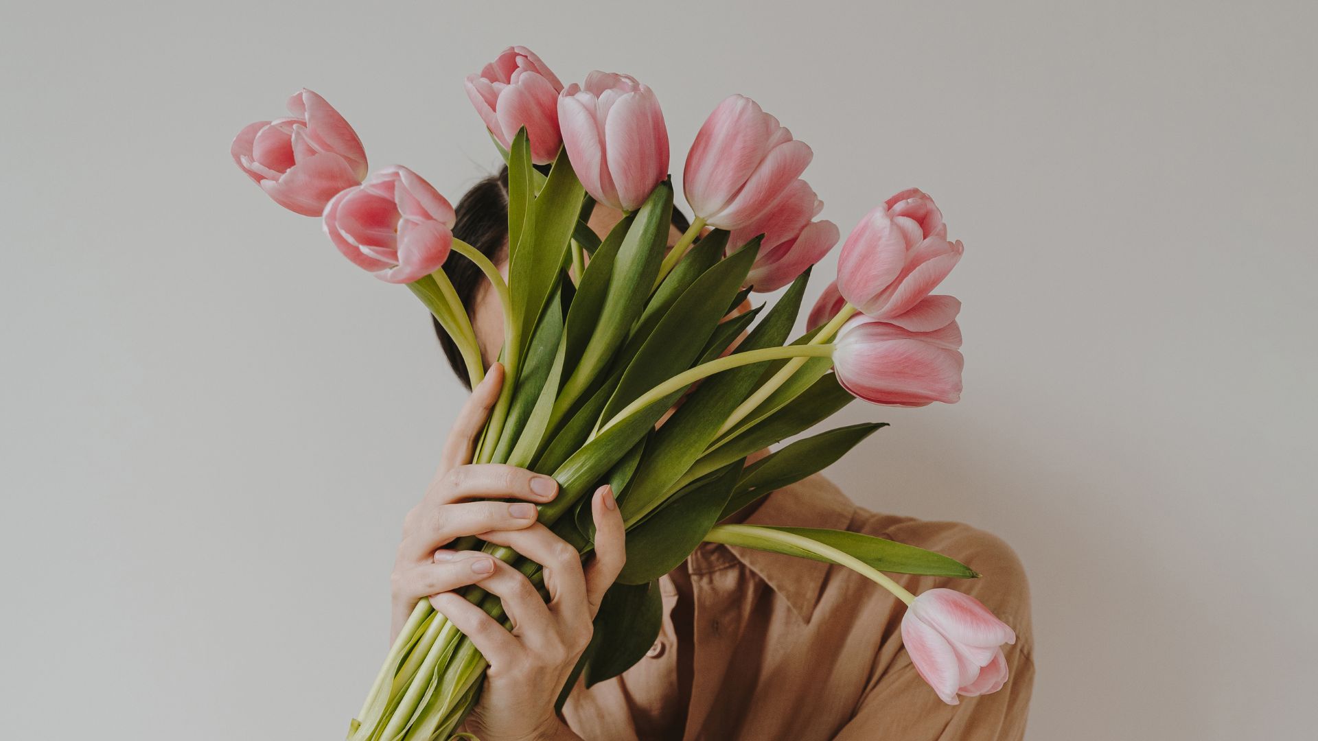 Ramo de novia con tulipanes solos