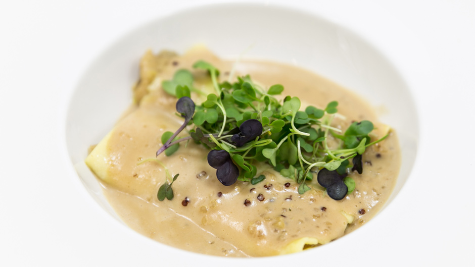 Canelones de un menú de boda vegetariano