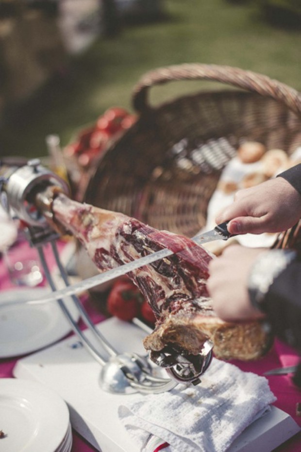 Bodegón de jamón laurel catering 