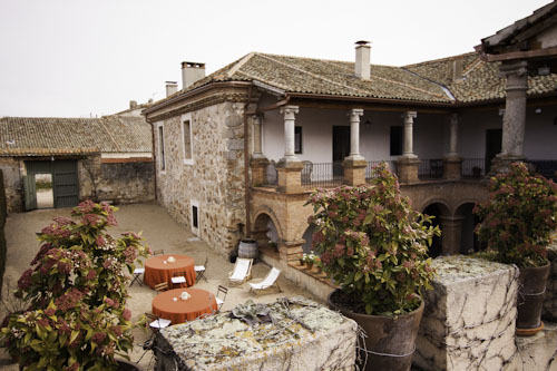 Vistas palacio de hoyuelos